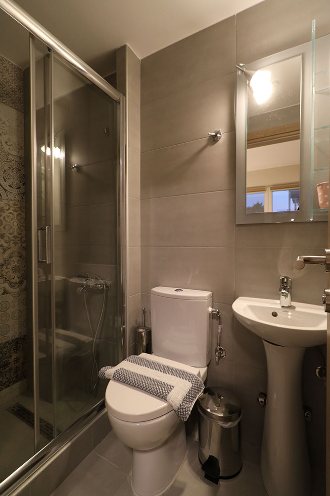 Tiara Holidays - Nikiti Comfort - double studio kupatilo